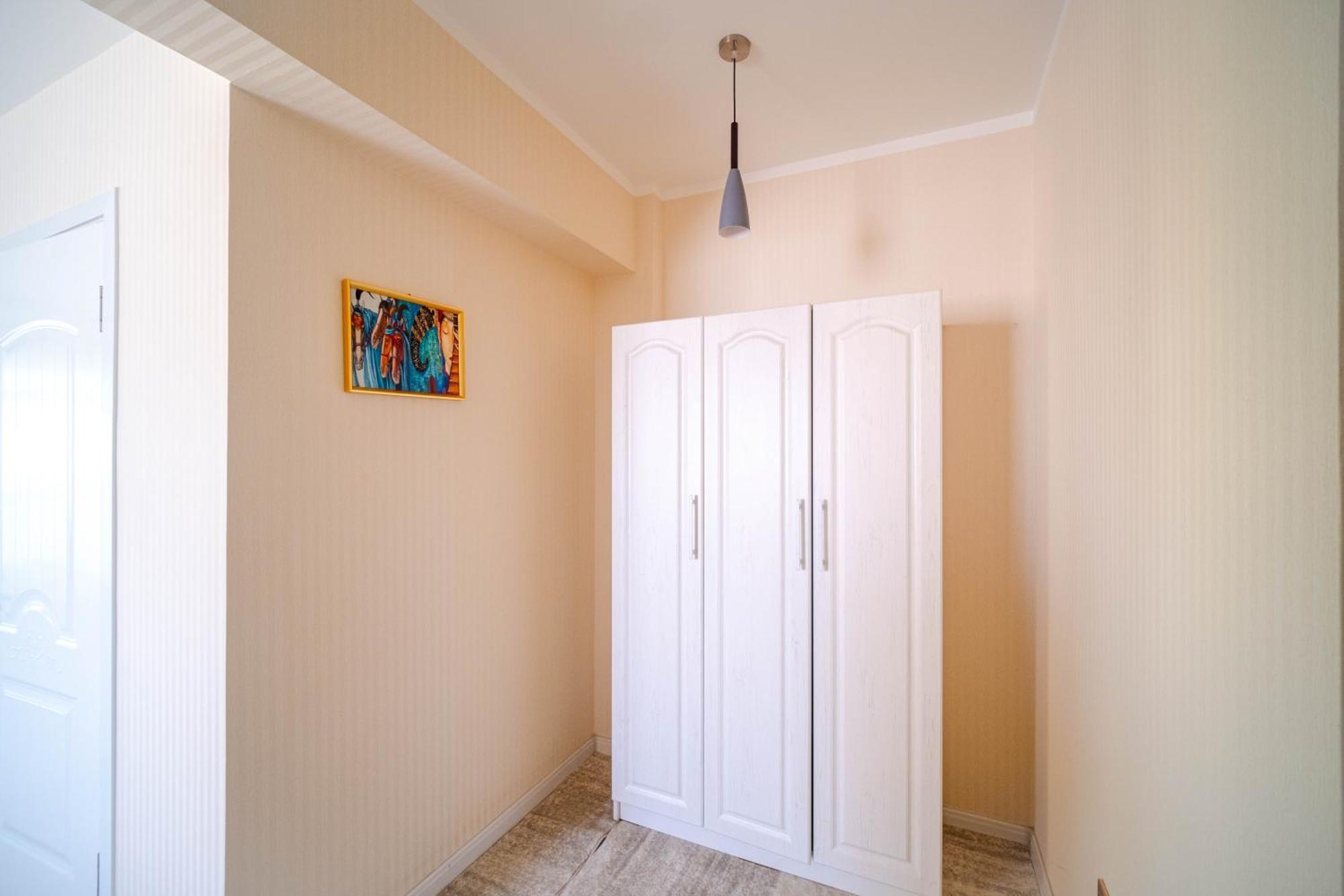 Eagle Town Serviced Apartment Ουλάν Μπατόρ Εξωτερικό φωτογραφία